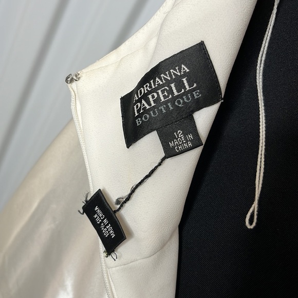 Gorgeous Vintage Adrianna Papell Boutique Silk Halter Dress. Preowned - Picture 7 of 11